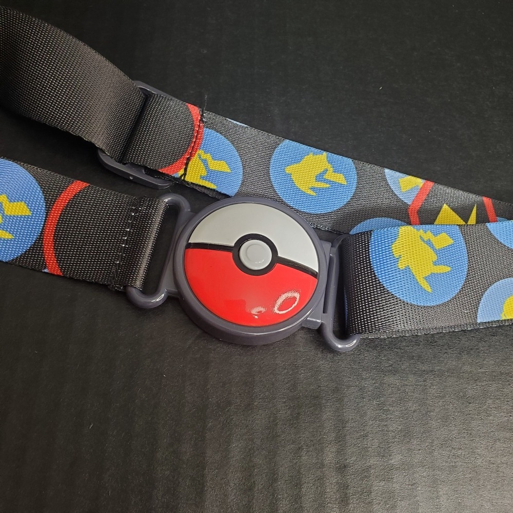 Pokemon Clip N Go Poke Ball Costume Belt,  2018,  TOMY,‎ Pikachu Fits Up To 35"